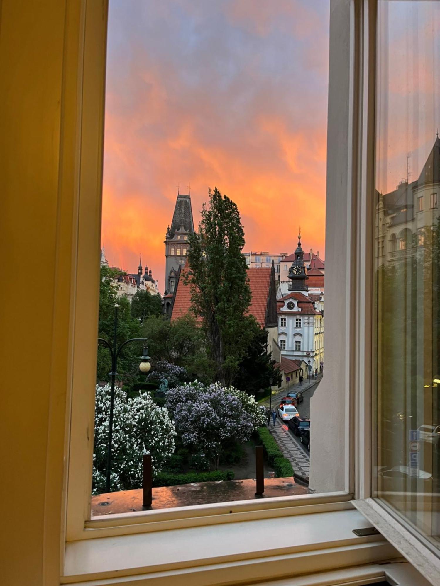 Central Apartments Parizska Praga Zewnętrze zdjęcie